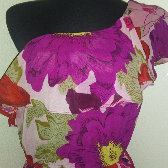 Off Shoulder Dress - Picture 4 of 6